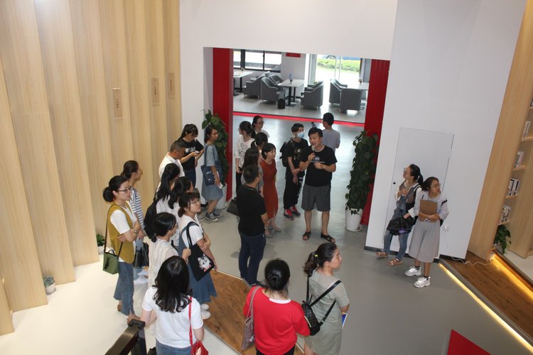 说明: https://cms-bucket.nosdn.127.net/2018/06/14/099db331c1894944ac426a4130c067eb.png?imageView&thumbnail=750x0&quality=85&type=jpg&interlace=1